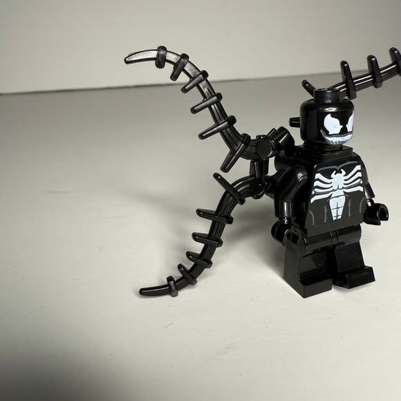 Lego Marvel‎ Super Heroes Venom Mini Figure - Picture 6 of 6